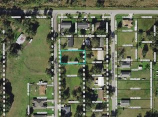 Epps Ave, Bowling Green, FL 33834