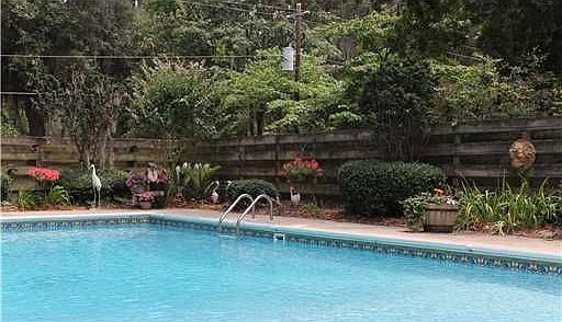2nd image of 116 Phyllis Dr