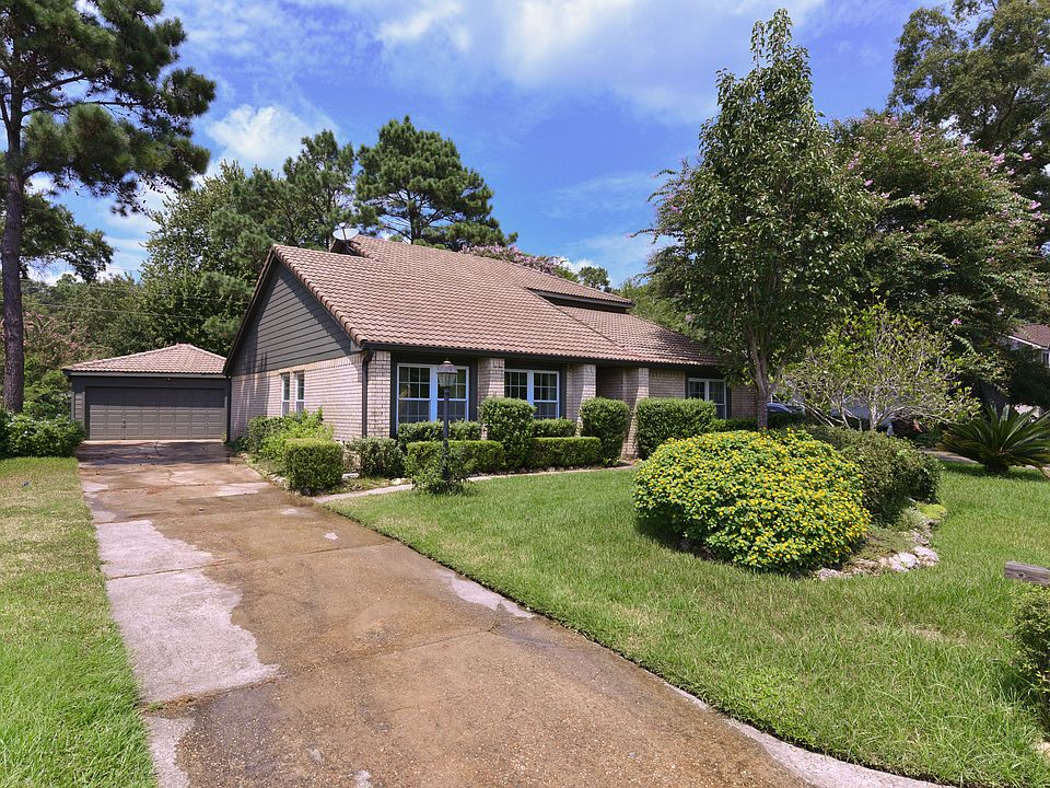 1st image of 3531 Brook Shadow Dr