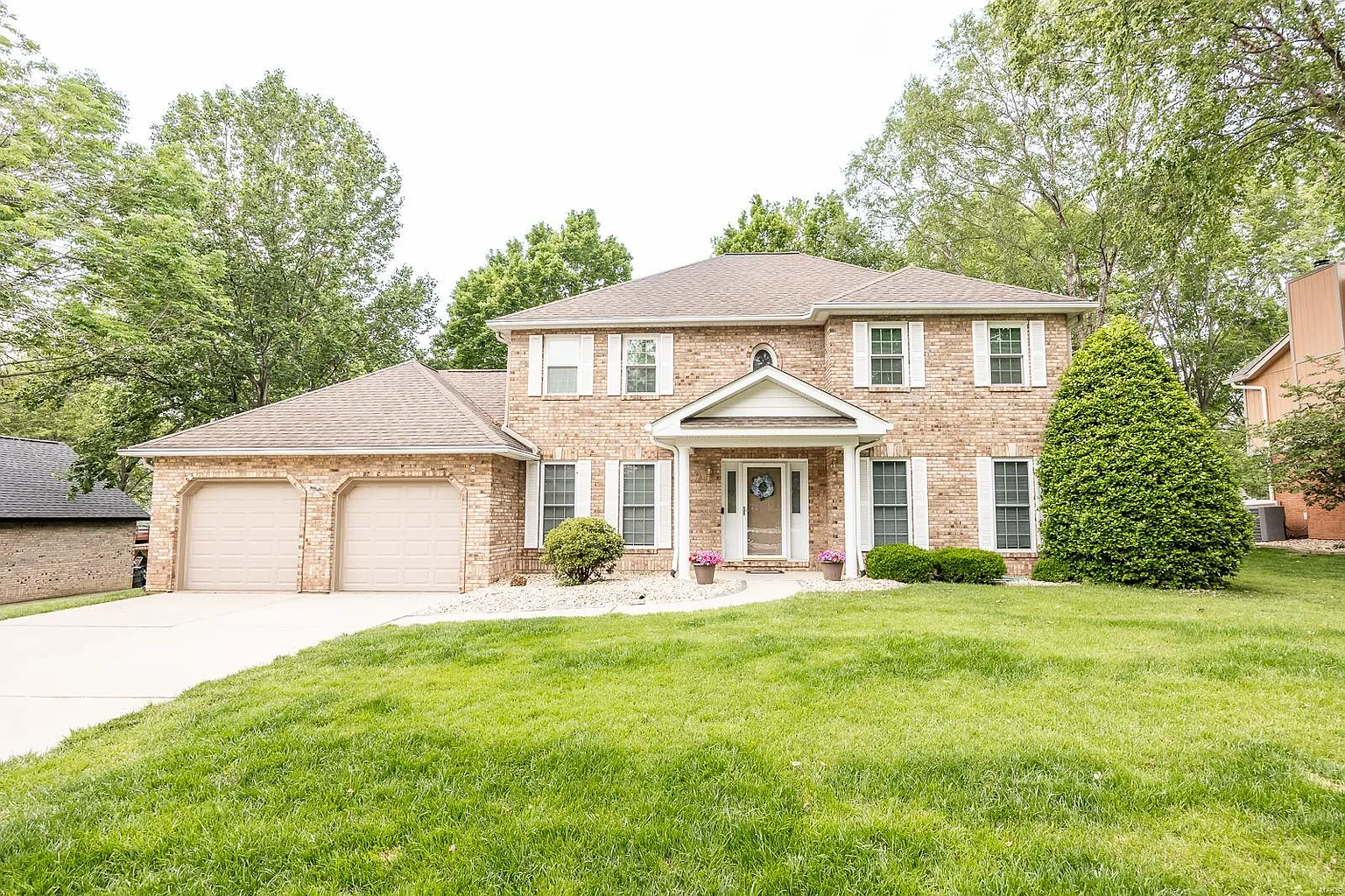 501 Springwood Dr photo 1
