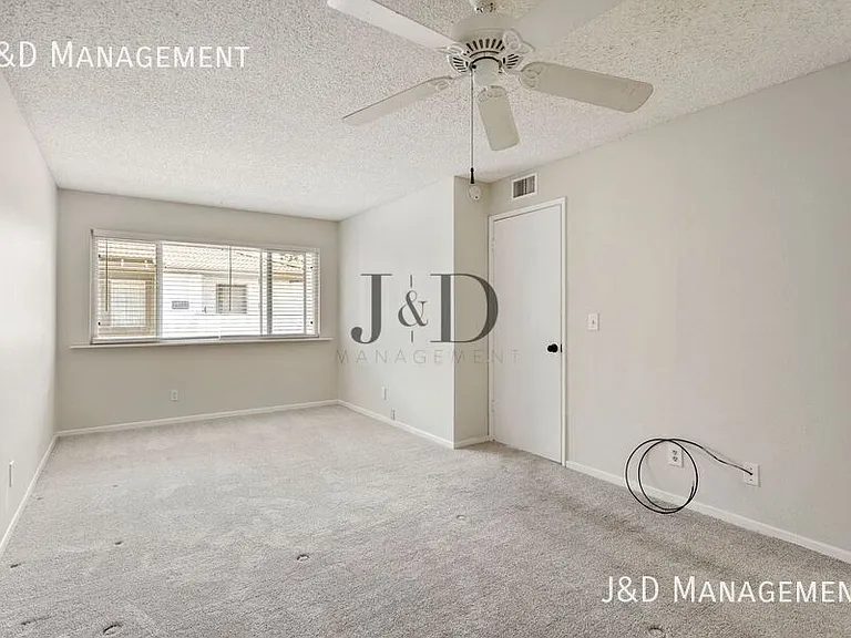 9829 Caspi Gardens Dr #4 — Photo 8