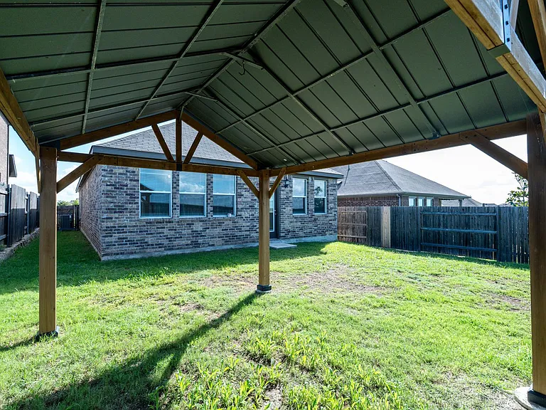 838 Pepperbark Loop — Photo 26