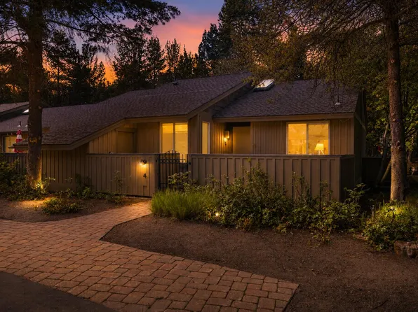 57335 Lake Aspen Ln #4, Bend, OR 97707