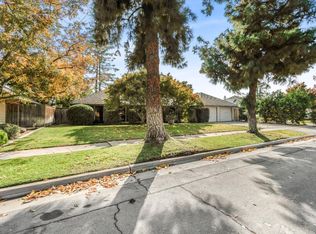 6582 N Haslam Ave, Fresno, CA