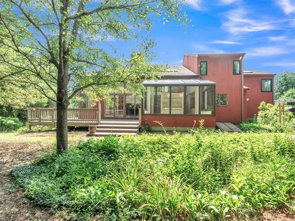 9 Stony Brook Rd, Westford, MA 01886