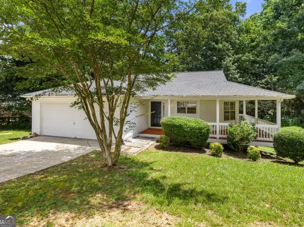 8515 Opal Ct, Gainesville, GA 30506