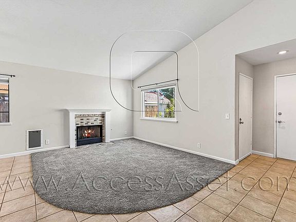 3rd image of 27602 Camino Bella