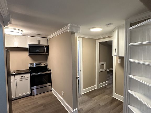 5th image of 4230 Skyline Dr APT A