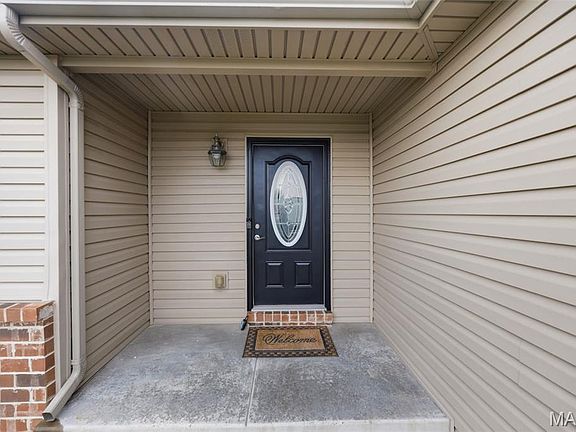 4th image of 454 Honeysuckle Creek Dr