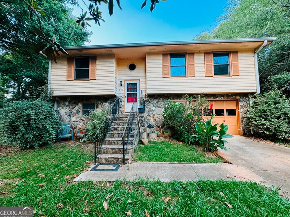 200 Meadowview Ter, Oxford, GA 30054