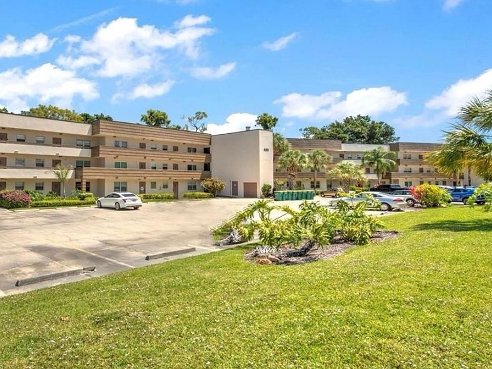 1st image of 499 E Lake Dr #306