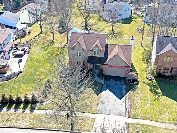 2nd image of 429 Glen Oak Dr