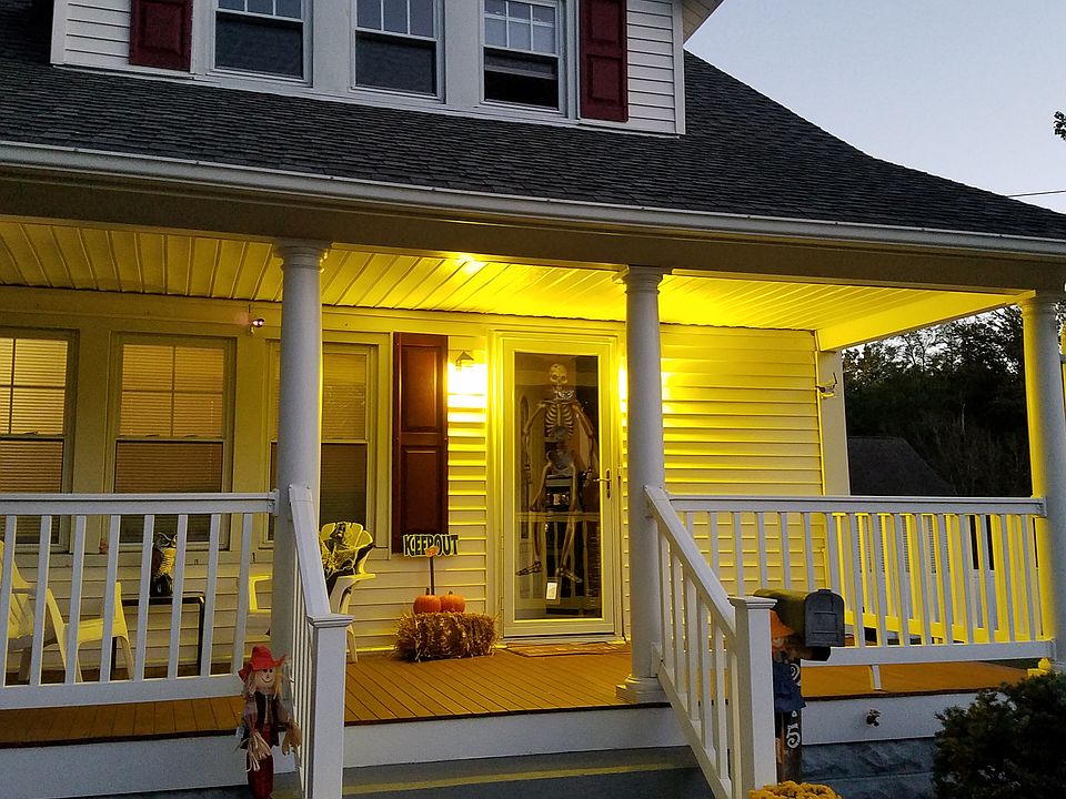 1st image of 245 Main St