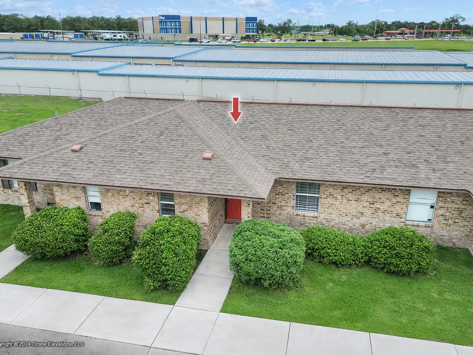 Locale Eagle Lake — Photo 3
