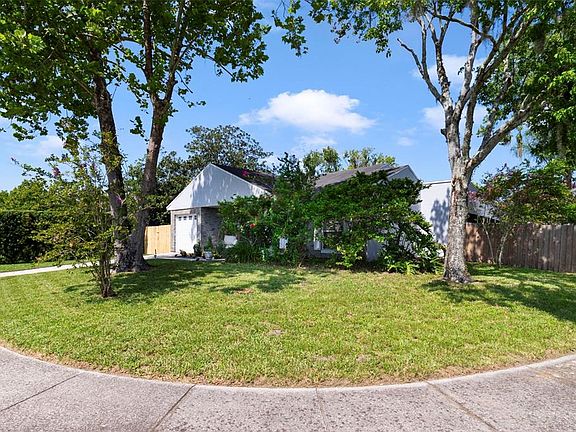 2nd image of 13953 FOX MEADOW DRIVE