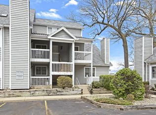 1556 N Oak Hill Dr UNIT N-2, South Bend, IN