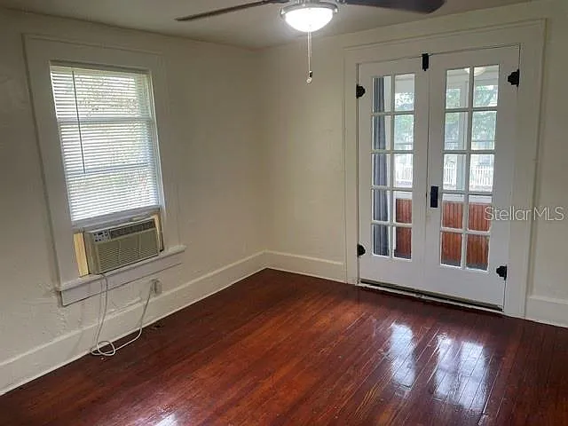 Studio, 1.0 bath, 312 sqft, $1,150 — Photo 2
