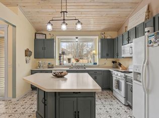 13761 Dorothy Dr, Rogers, MN 55374