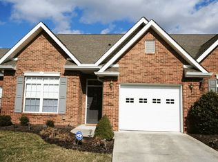 204 River Garden Ct, Sevierville, TN 37862