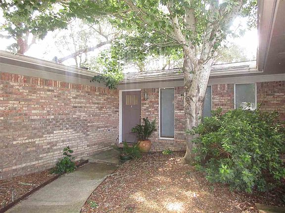 2nd image of 2816 Whisper Oaks Dr