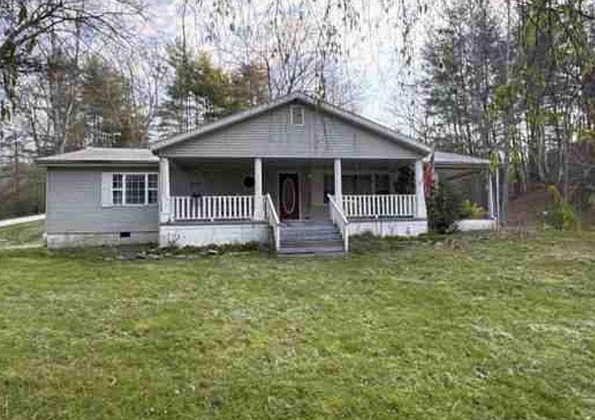 1st image of 566 Hoods Run Rd