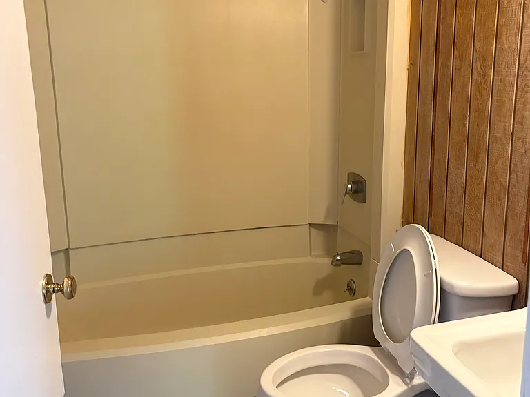 2524 Thrush Dr — Photo 6