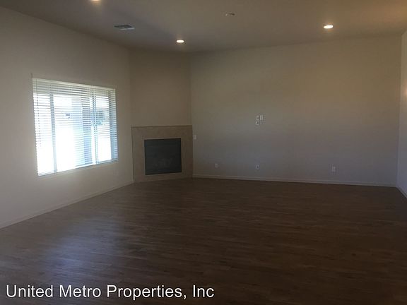 3rd image of 13304 E Brokton Ln