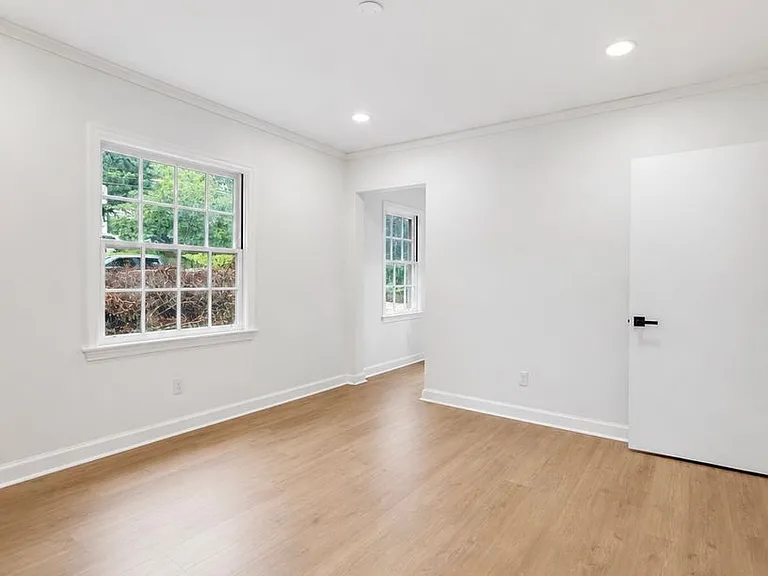 3556 N Wareingwood Dr — Photo 19