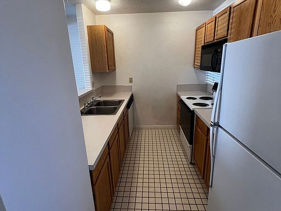 5th image of 1860 S 2nd Ave APT 9-12