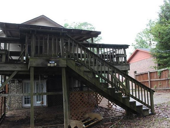 5th image of 91 Dartmouth Dr