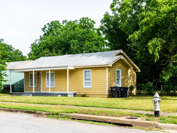 3557 Kellis St, Fort Worth, TX 76119