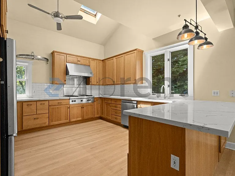 7055 12th Ave NW — Photo 10