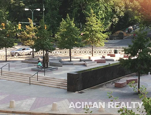 Sold by Aciman Realty LLC | media 10