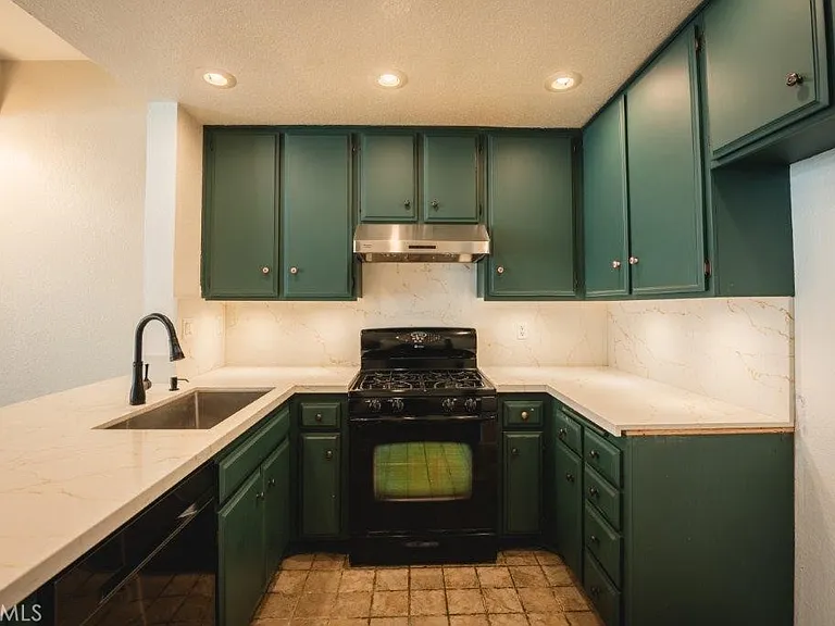 31 Blackbird Ln — Photo 8