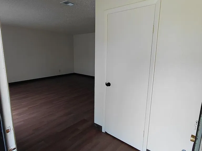 Prairie Sun Apartments — Photo 5