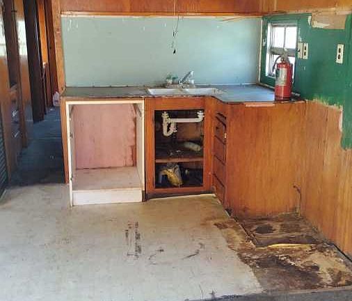 3rd image of 5860 150th Ave N #217