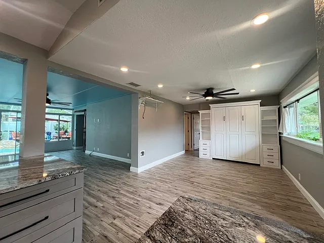 1501 W Perdiz St — Photo 21