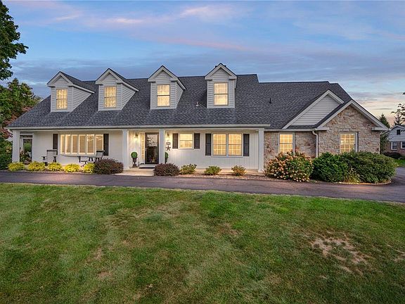 3rd image of 3332 Green Meadow Dr
