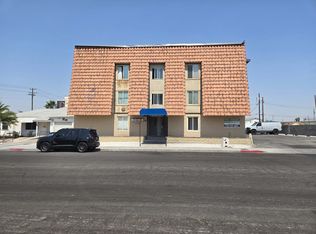305 N 10th St APT 21, Las Vegas, NV 89101