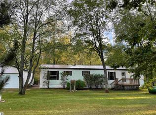 15581 Dzuibanek Rd, Thompsonville, MI 49683