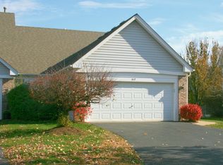 517 Northgate Cir, Oswego, IL 60543