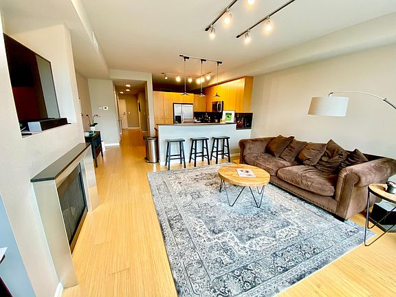 2nd image of 17 W Mercer St APT 205