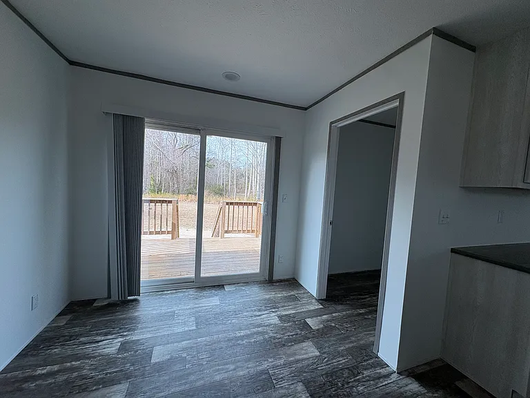 1438 Nathan Dr — Photo 13