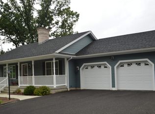 10 Lavalle Ave, Chicopee, MA 01020