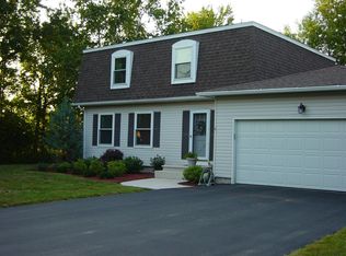 4 Ridgewood Ln, Potsdam, NY 13676