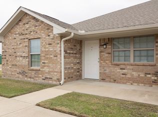 207 W Eubank St #C, Mabank, TX 75147