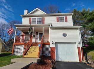 43 Woodlawn Ave, Middletown, NY 10940