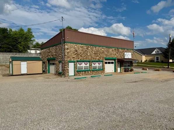 301 N Elm St, Mountain View, MO 65548