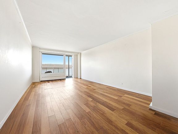 2nd image of 2575 Palisade Ave APT 6C