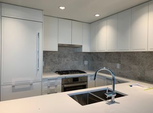 118 Carrie Cates Ct #1010, North Vancouver, BC